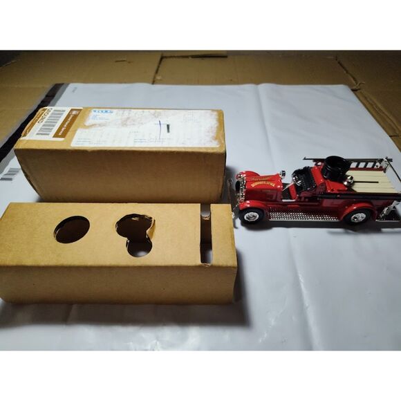 1926 Seagrave Fire Truck Bank Ertl In Original Box Dubuque Iowa - Picture 1 of 11